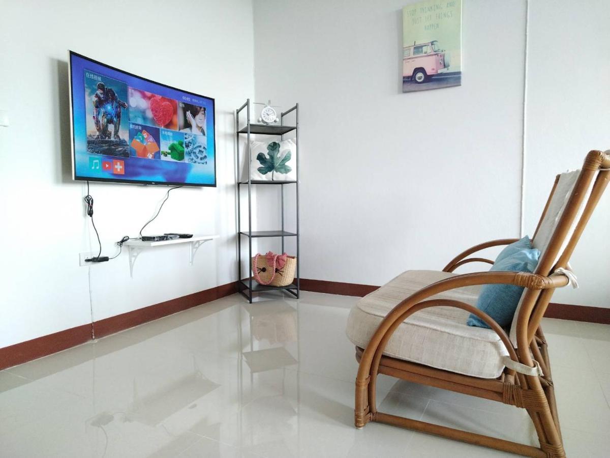 3 Pool With Condo Opposite The Train Station, Near Old City And Nimman Chiang Mai Exterior foto